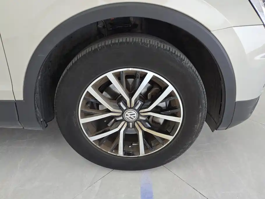 Volkswagen Tiguan L 2018