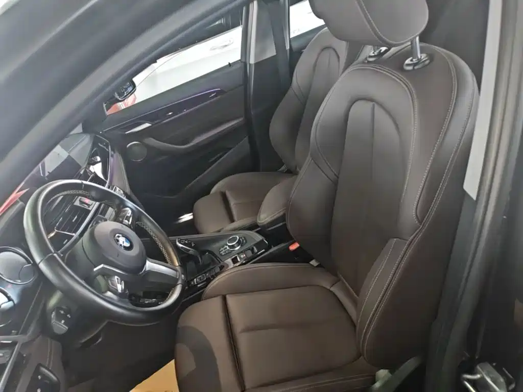 BMW X2 2023 — фото 15