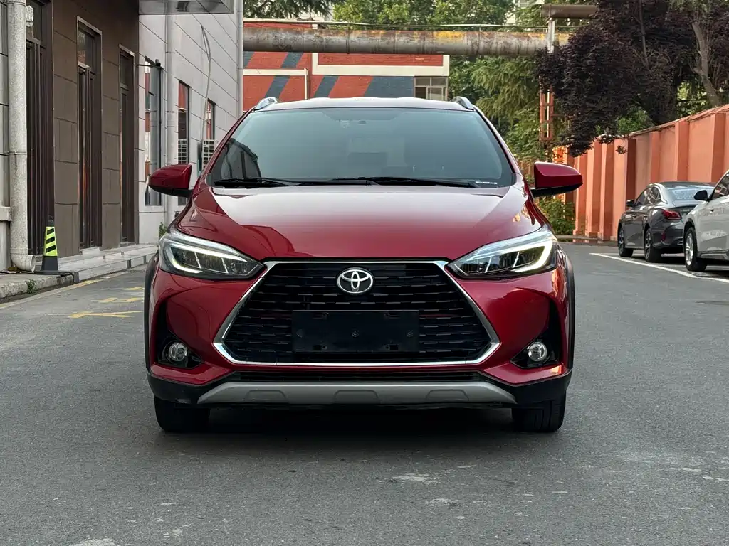 Toyota Yaris L 2022