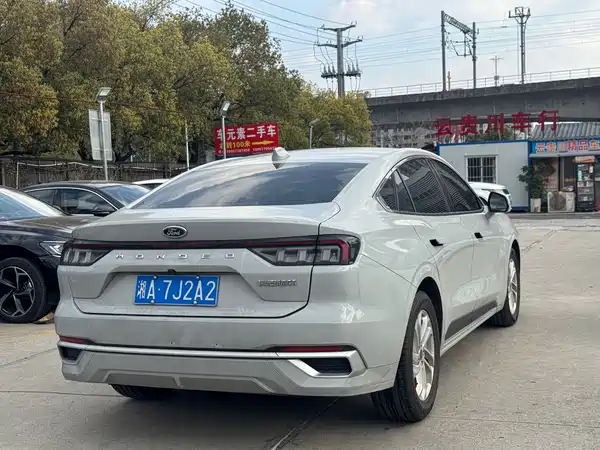 Ford Mondeo 2024