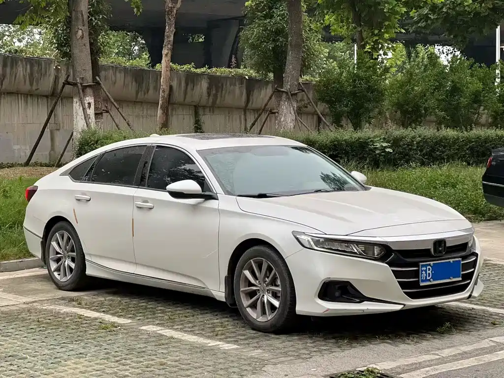 Honda Accord 2022 — фото 3