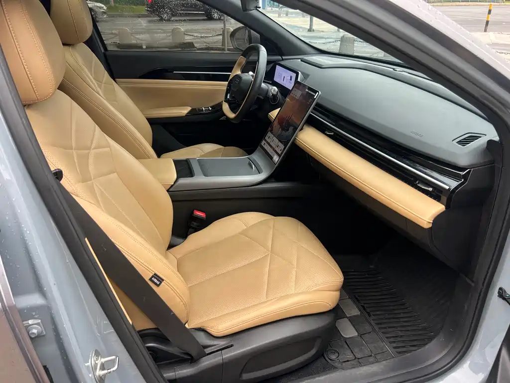 Geely Galaxy L6 2024 — фото 14