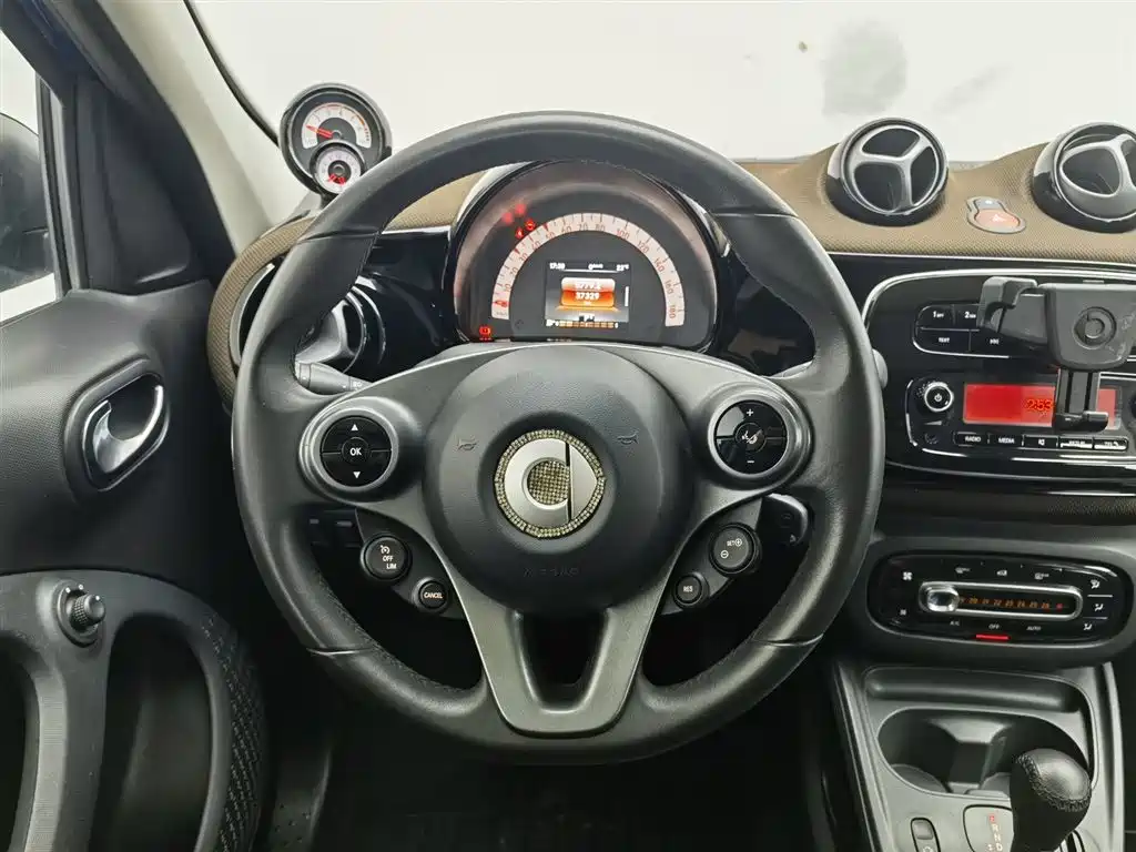 smart Forfour 2018 — фото 11