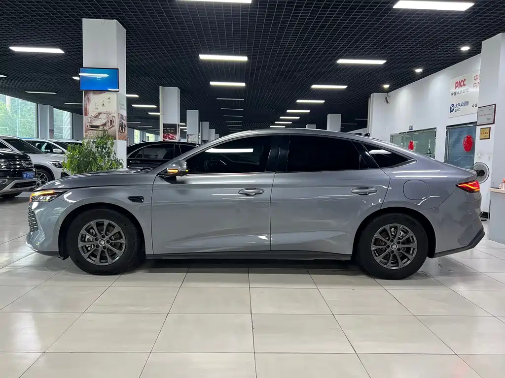 BYD Qin L 2025 — фото 3