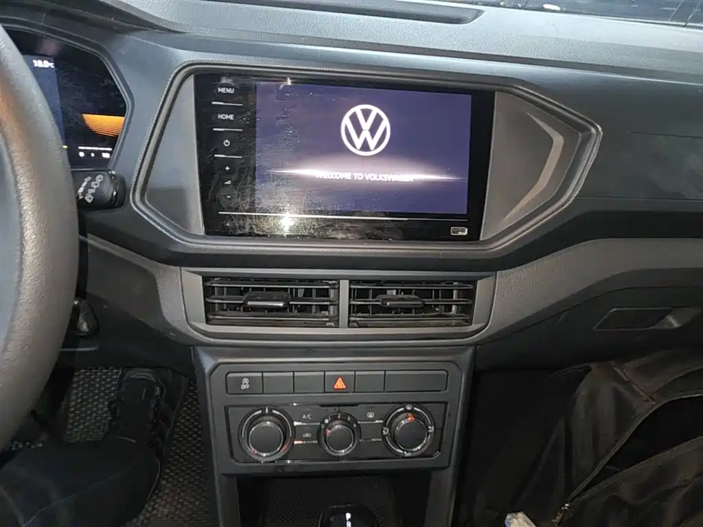 Volkswagen T-Cross 2023 — фото 13