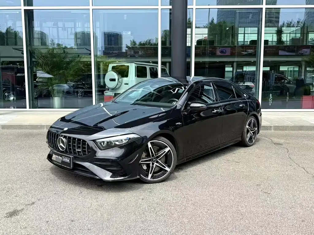Mercedes-Benz A-Class AMG 2025 — фото 3