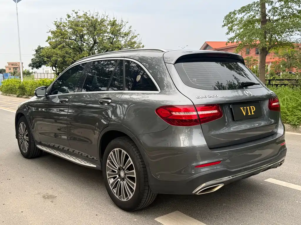 Mercedes-Benz GLC 2016 — фото 10