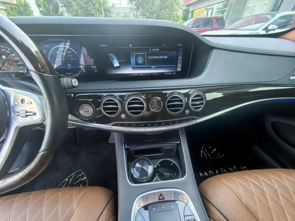 Mercedes-Benz Maybach S-Class 2020 — фото 12