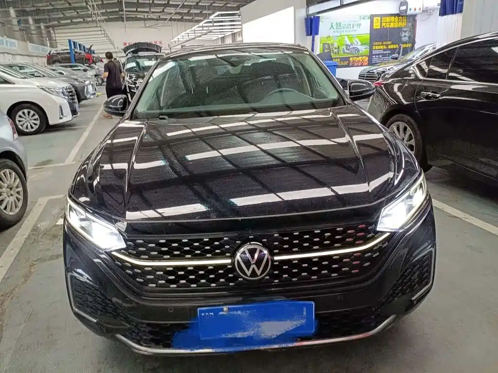 Volkswagen Passat 2022