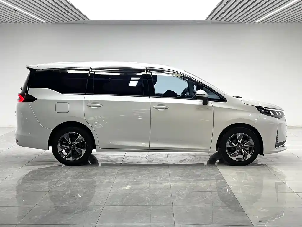 GAC Motor Trumpchi M6 2024 — фото 10