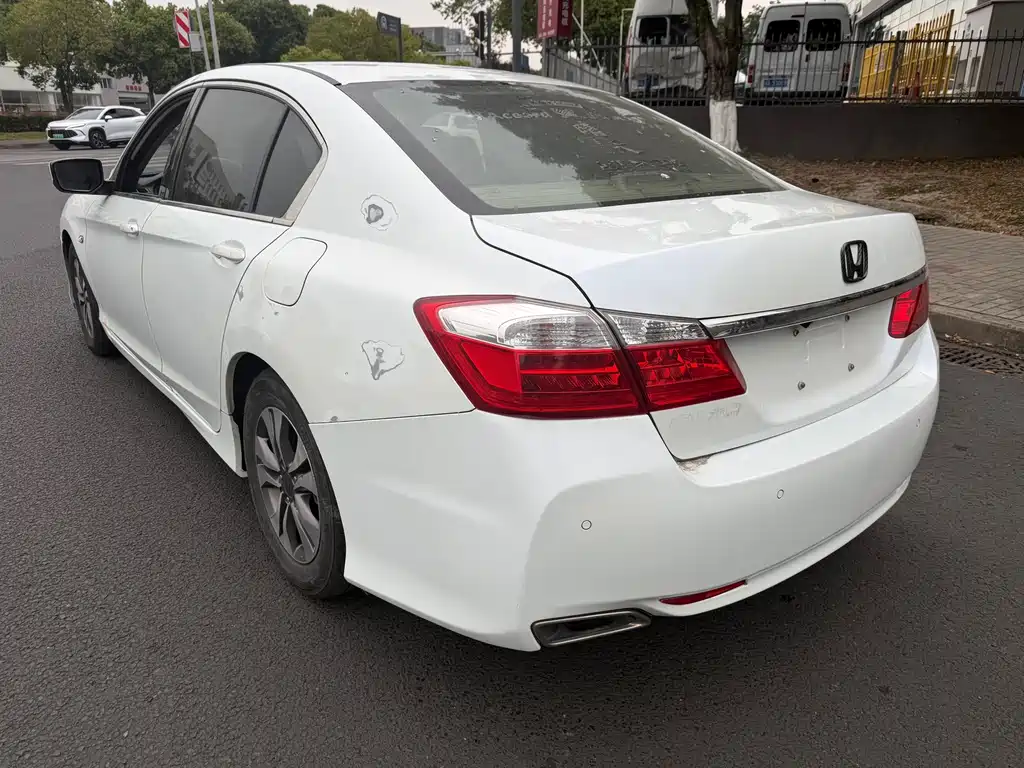 Honda Accord 2014 — фото 4