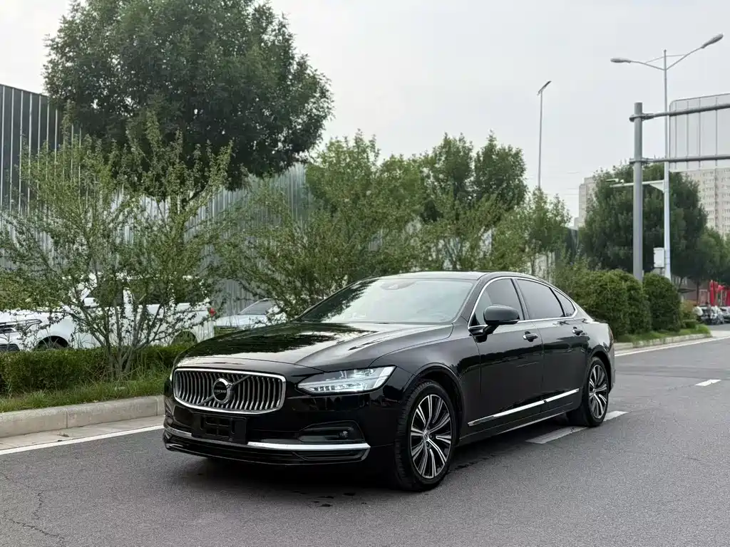 Volvo S90 2021 — фото 1