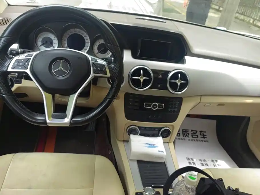 Mercedes-Benz GLK-Class 2015 — фото 16