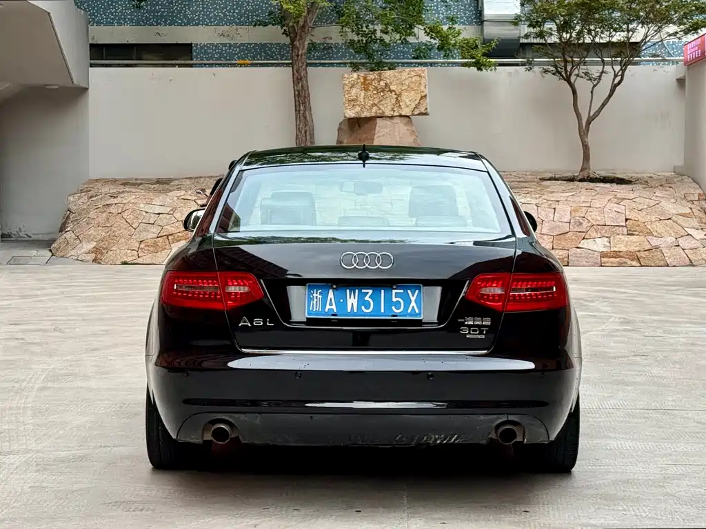 Audi A6L 2011