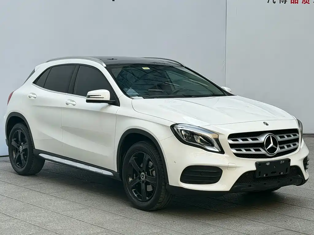 Mercedes-Benz GLA 2019