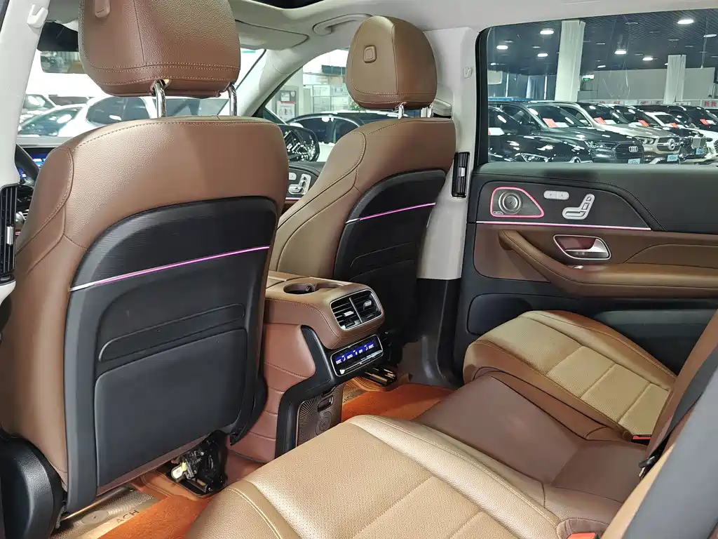 Mercedes-Benz GLS 2024 — фото 14