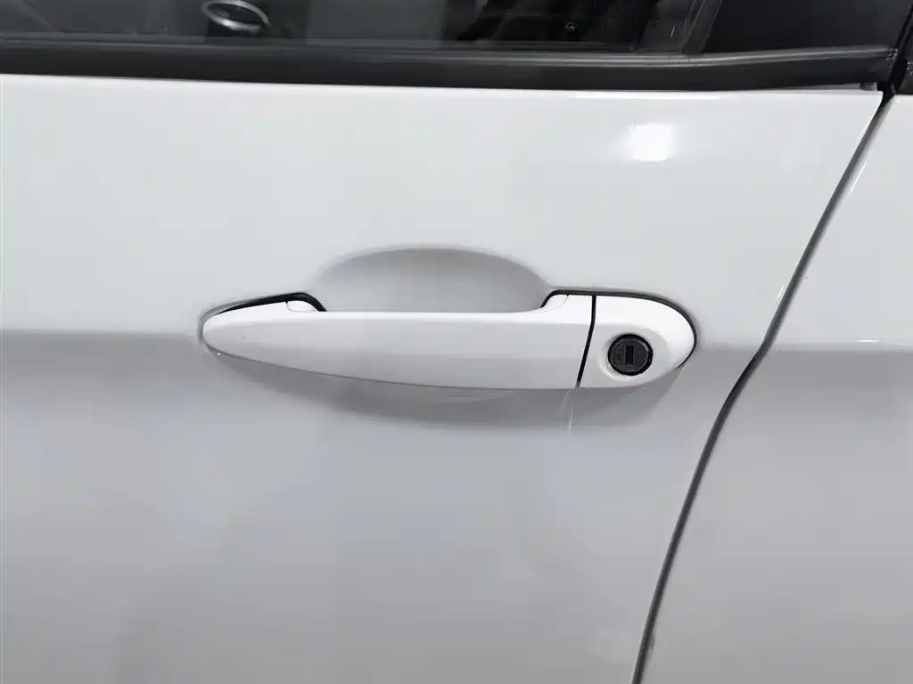 BMW X1 2016 — фото 18