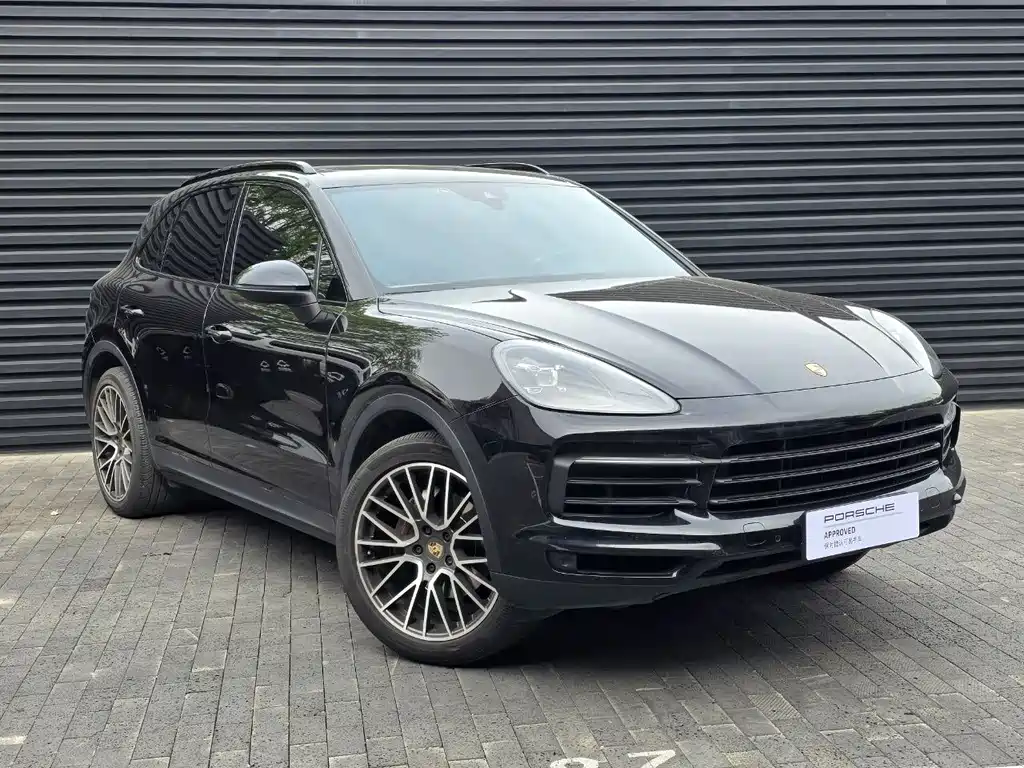 Porsche Cayenne 2018 — фото 3
