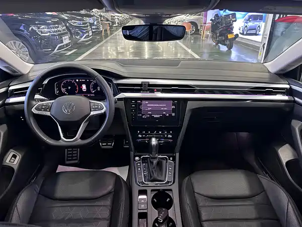 Volkswagen CC 2025