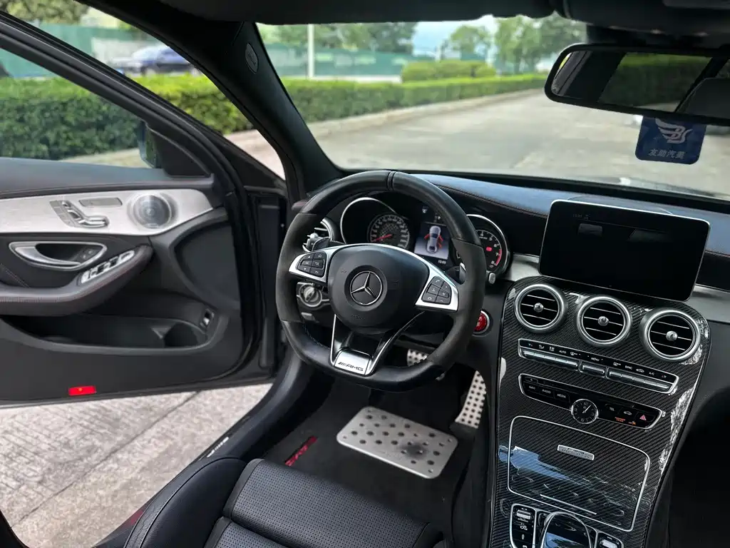 Mercedes-Benz C-Class AMG 2017 — фото 19