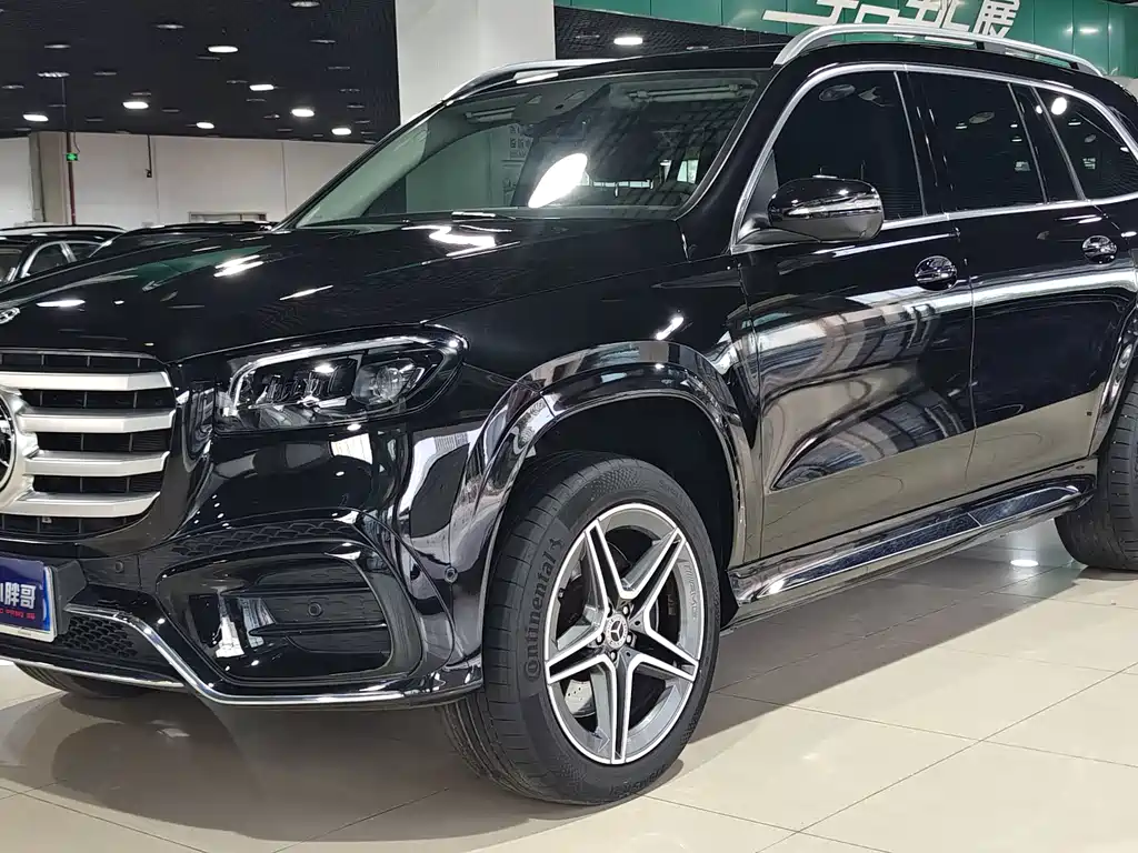 Mercedes-Benz GLS 2024 — фото 1