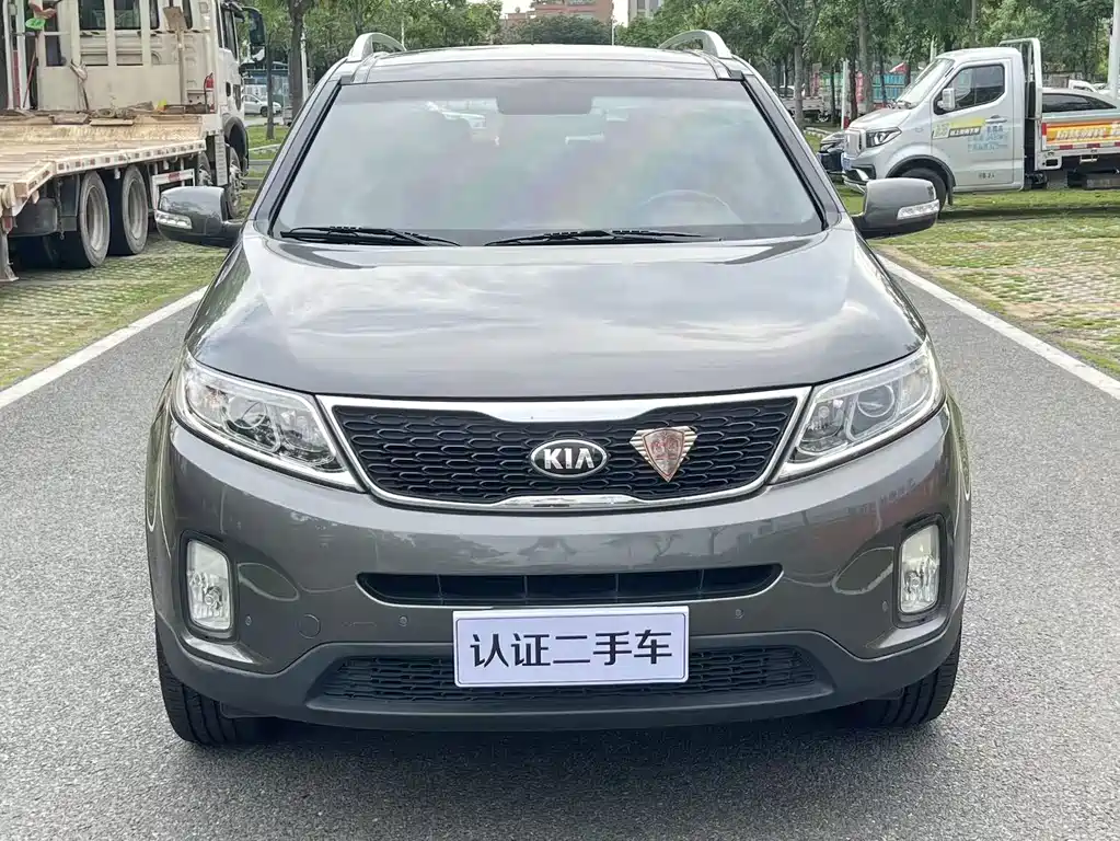 Kia Sorento 2013 — фото 2