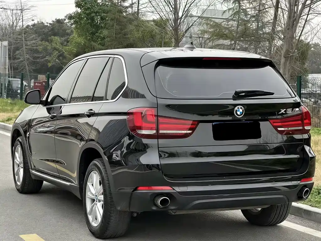 BMW X5 2017 — фото 9
