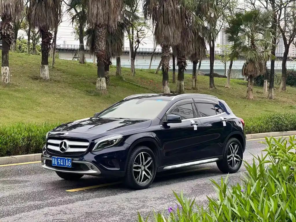 Mercedes-Benz GLA 2016 — фото 1