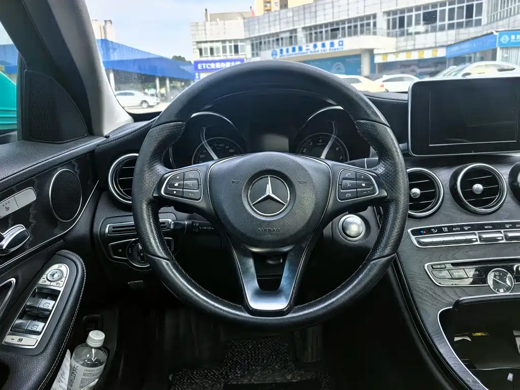 Mercedes-Benz C-Class 2018 — фото 7