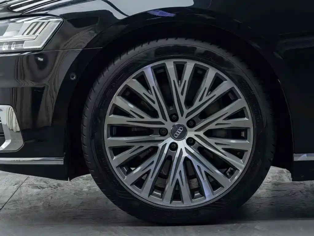 Audi A8 2019