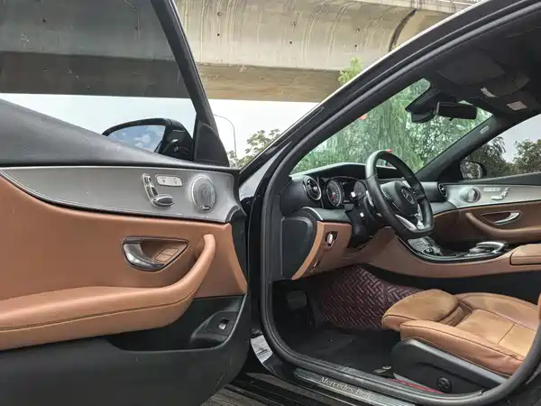 Mercedes-Benz E-Class 2017