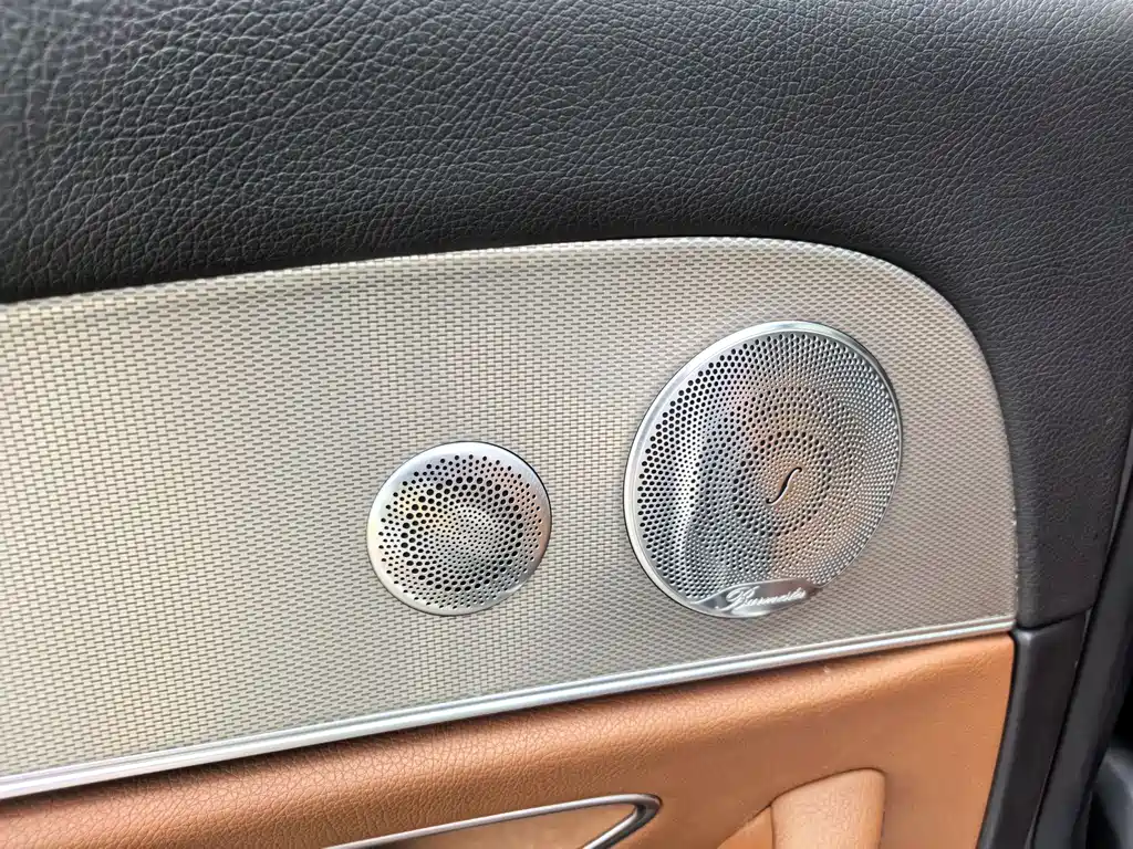 Mercedes-Benz E-Class 2017 — фото 16