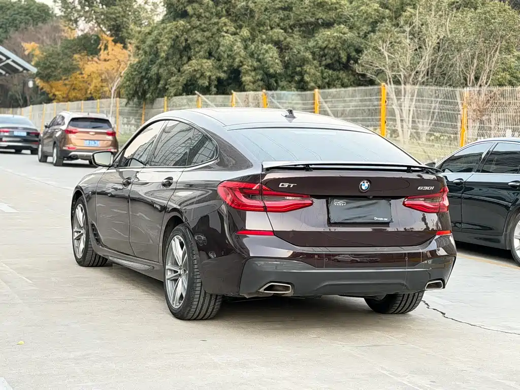 BMW 6 Series GT 2019 — фото 9