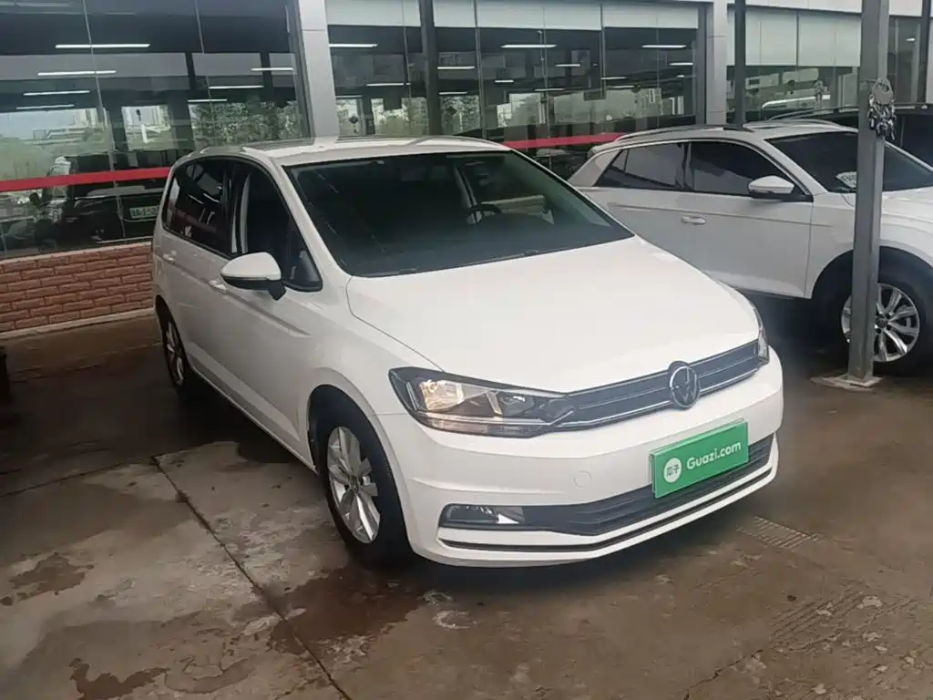 Volkswagen Touran 2022