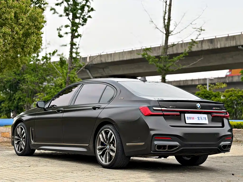 BMW 7 Series 2020 — фото 23