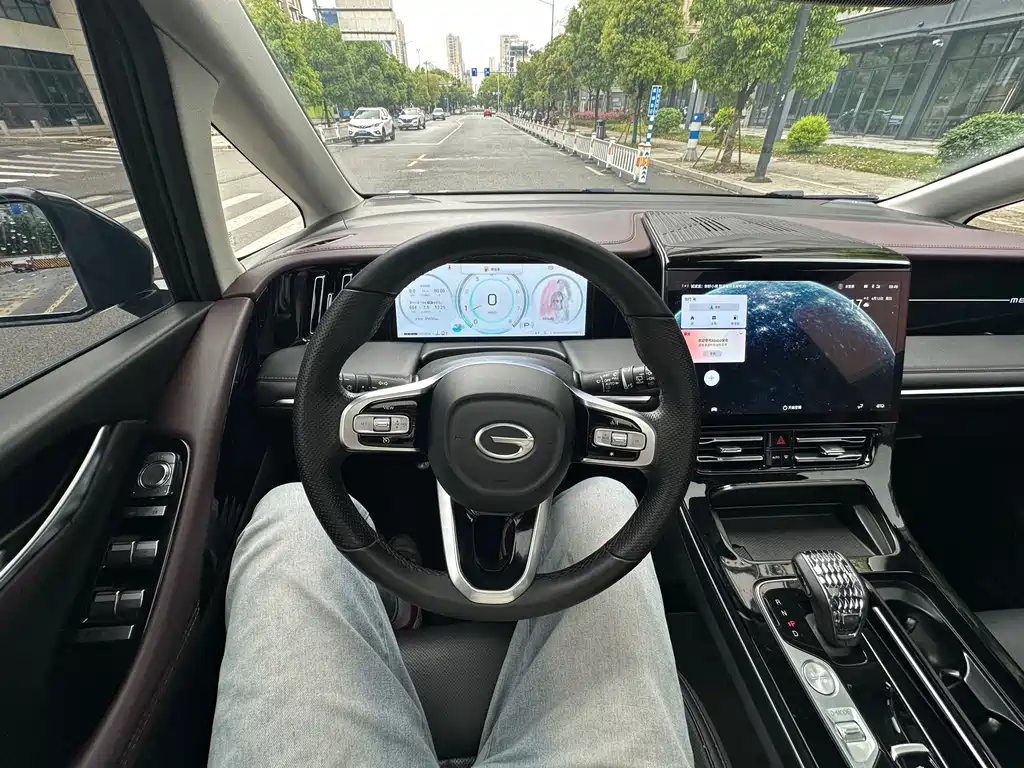 GAC Motor Trumpchi M8 2025 — фото 12