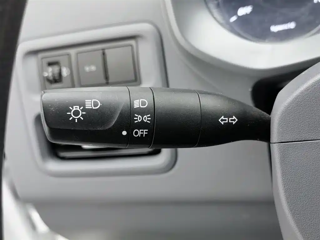 Wuling Yangguang 2025 — фото 21