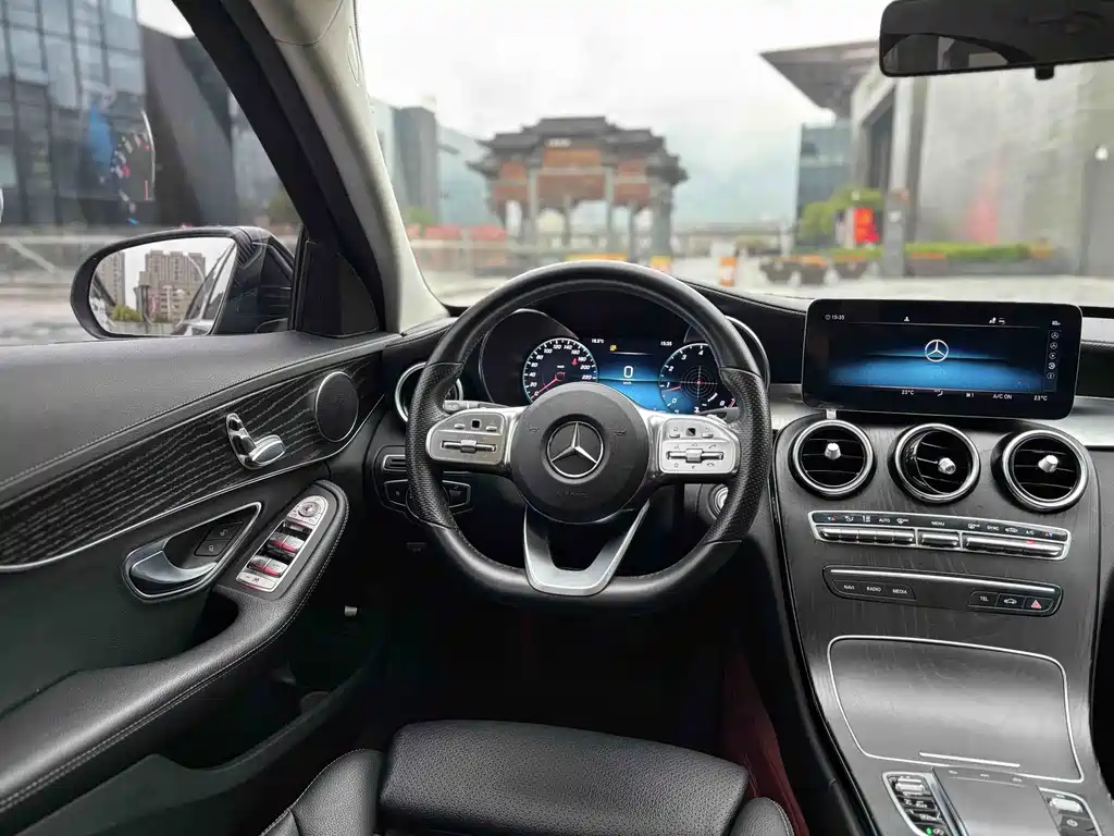 Mercedes-Benz C-Class 2021 — фото 16