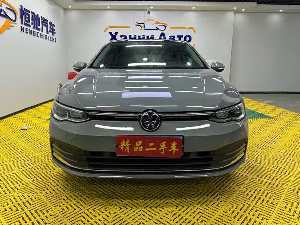Volkswagen Golf 2022