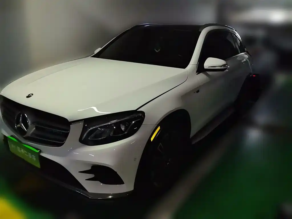 Mercedes-Benz GLC 2018 — фото 1