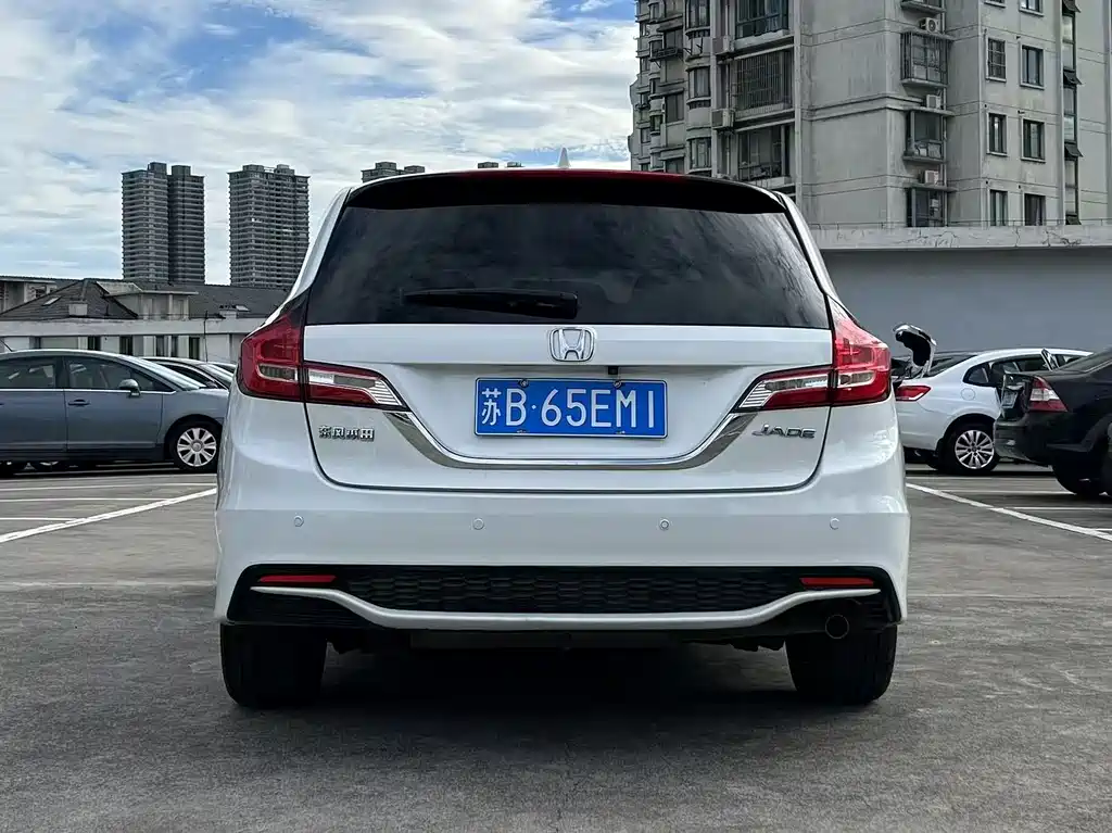 Honda Jade 2017 — фото 9