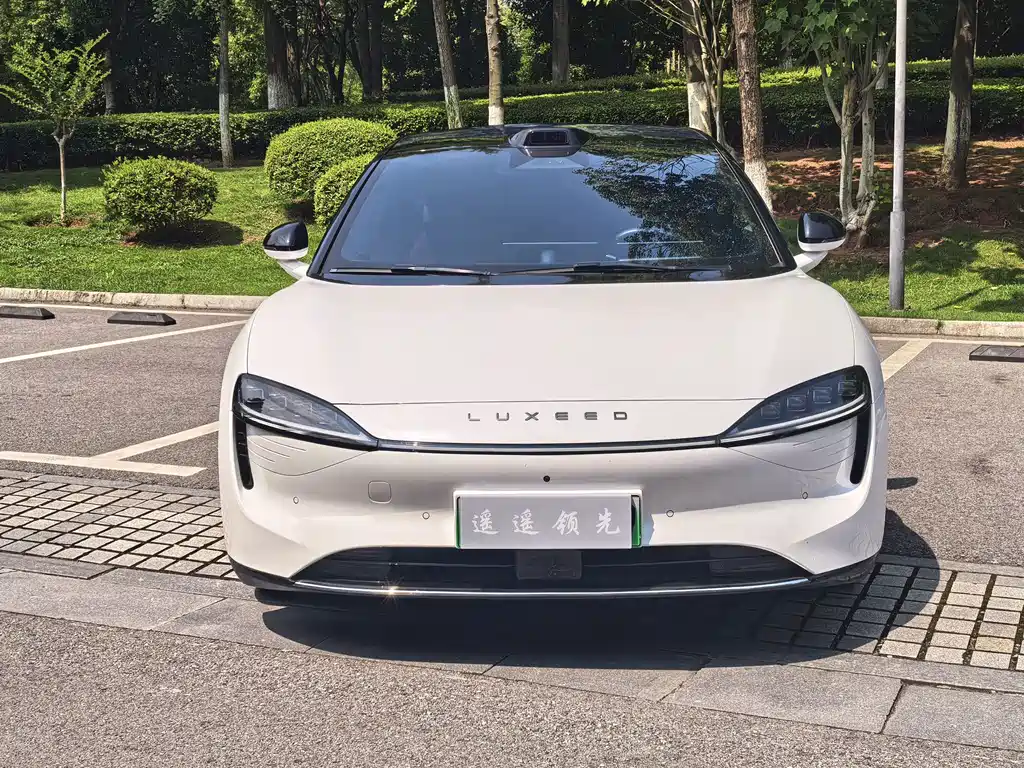 Luxeed Zhijie S7 2024