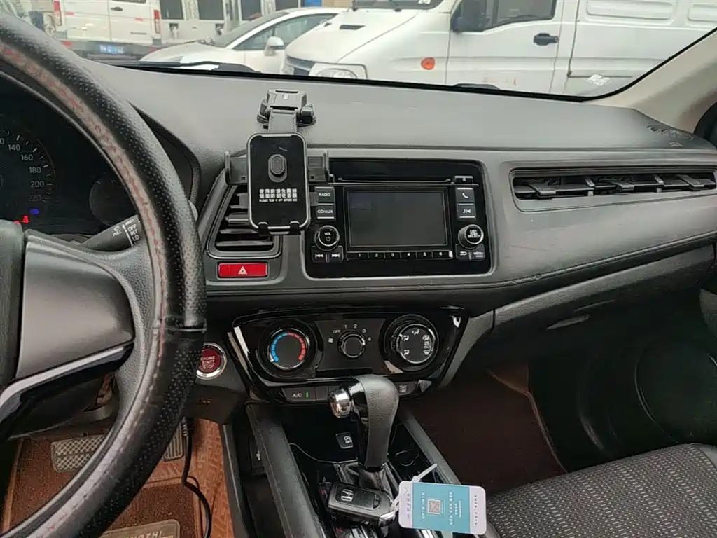 Honda Vezel 2018 — фото 13