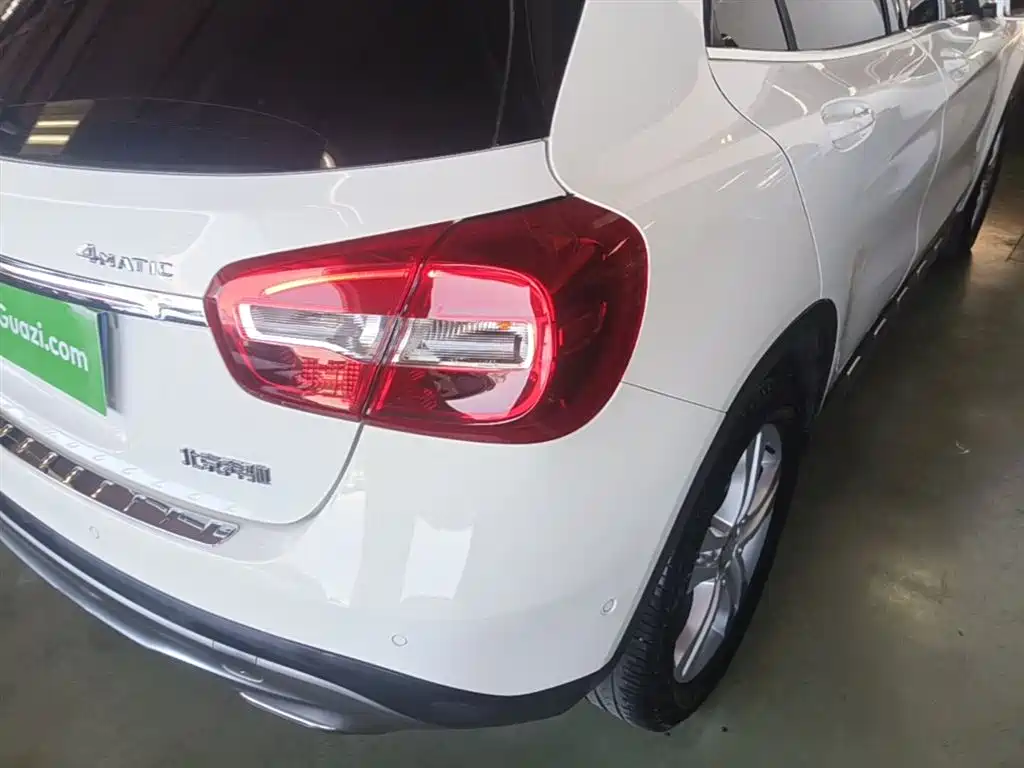 Mercedes-Benz GLA 2016 — фото 24
