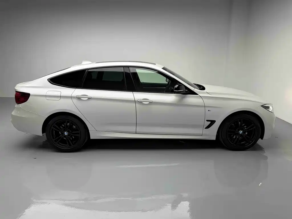 BMW 3 Series GT 2020 — фото 15