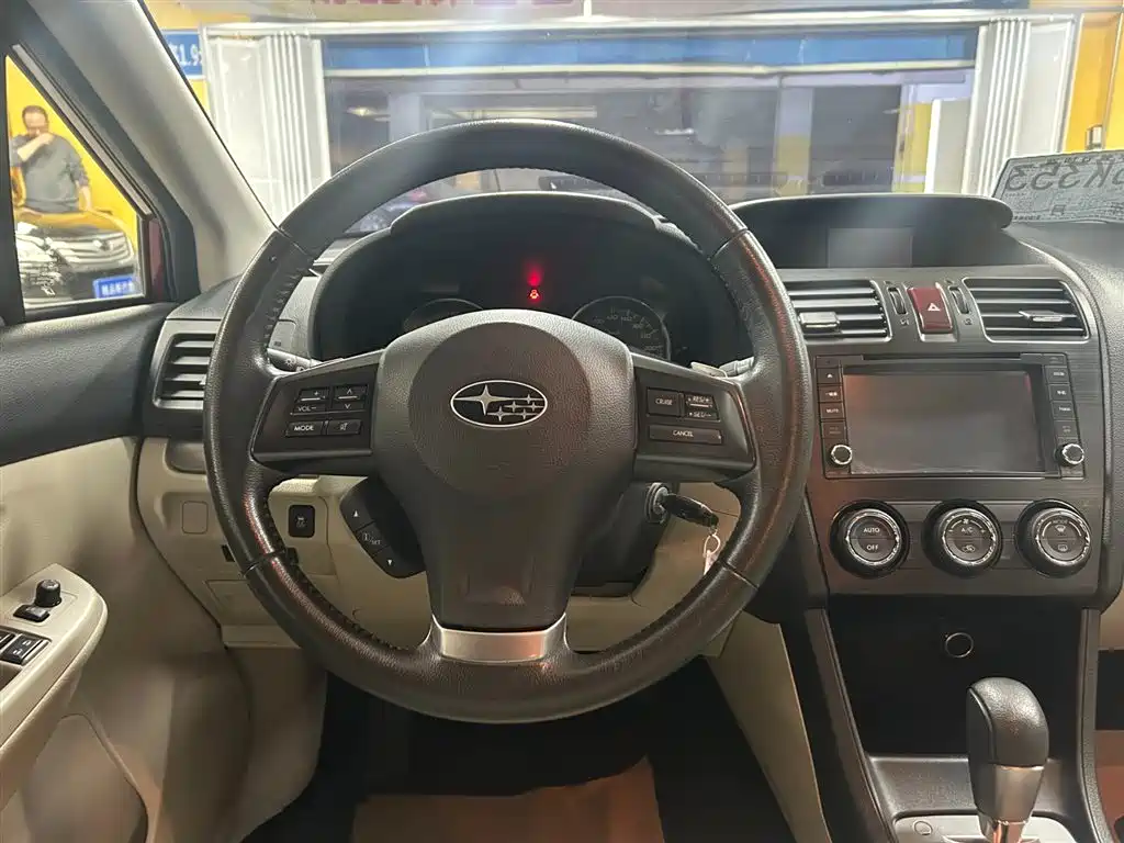 Subaru XV 2014 — фото 13