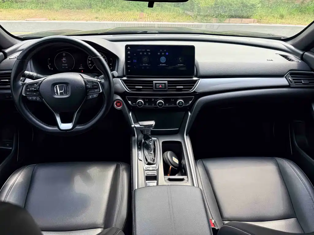 Honda Inspire 2022 — фото 6