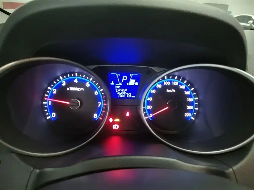 Hyundai ix35 2016 — фото 12