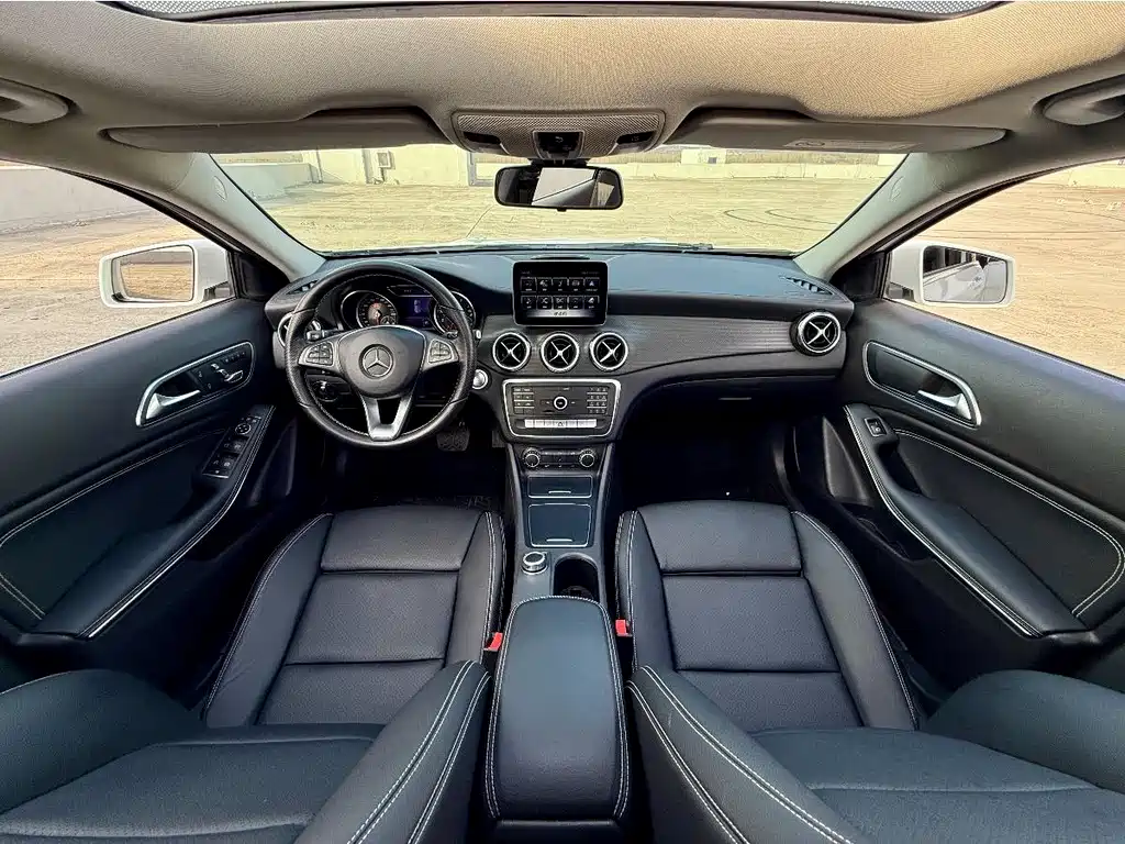 Mercedes-Benz GLA 2018 — фото 20