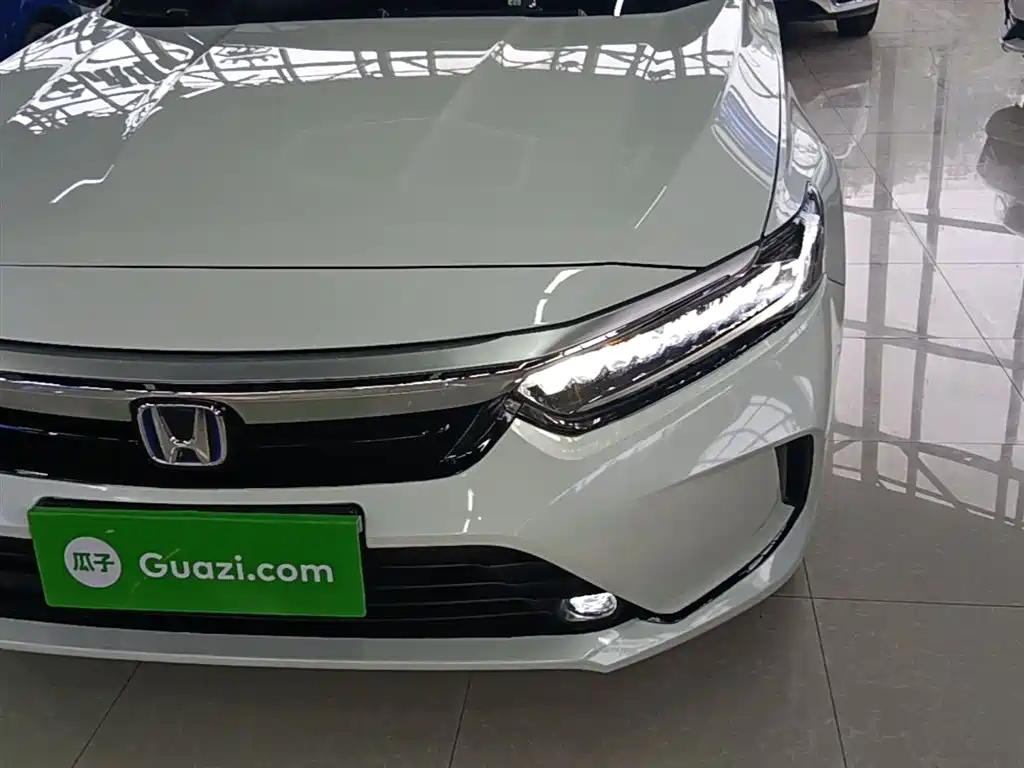 Honda Inspire 2022 — фото 24